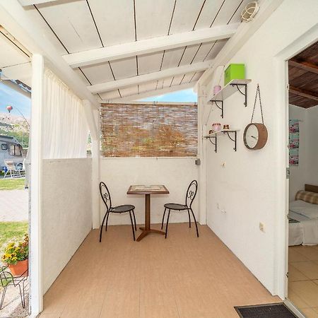 Camp Mali Bungalow Baska  Ngoại thất bức ảnh